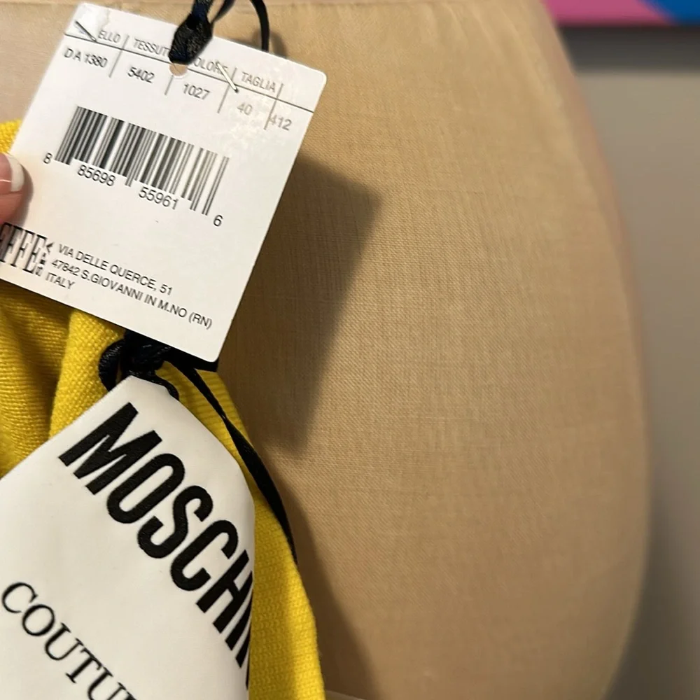 Moschino Sponge Bob Wool Knit Shorts NWT - Picture 11 of 11